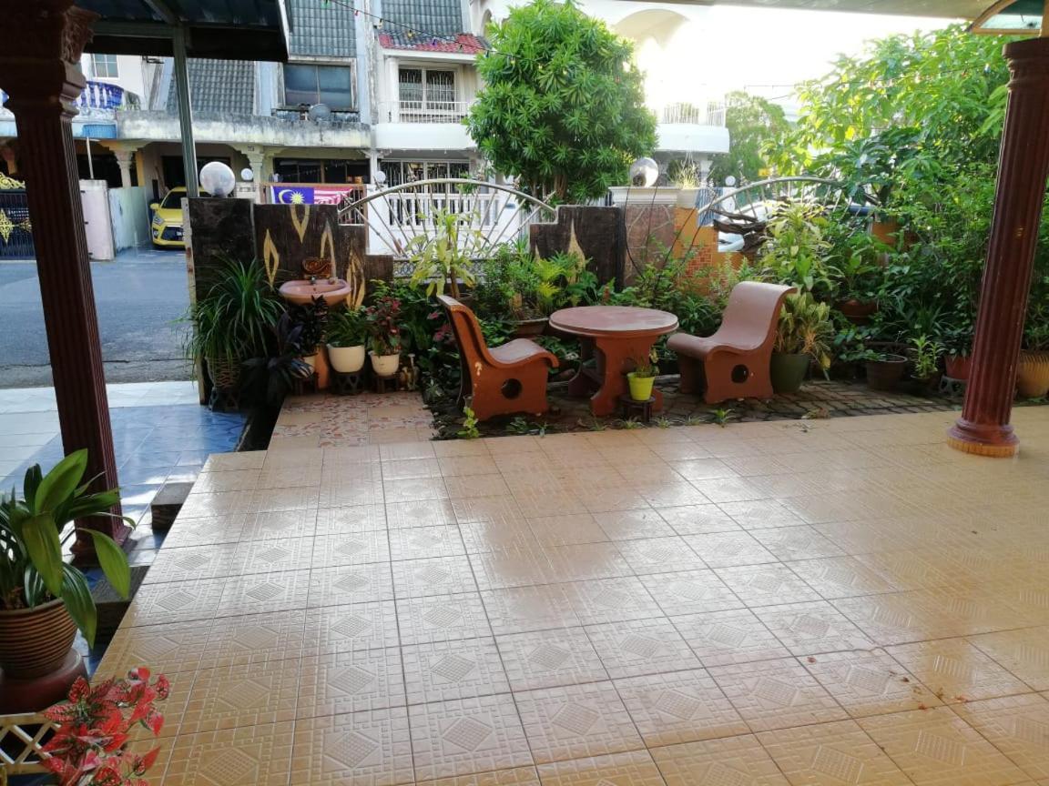 Love Homestay Ct Kangar Eksteriør bilde